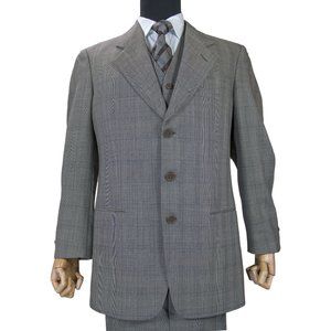 Armani Collezioni 3 piece, 3 button Virgin wool Plaid men's suit 40R TRS 34/33